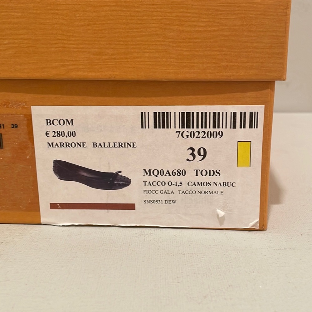 TOD’S - LEATHER AND SUEDE BALLERINA FLATS - Picture 10 of 14